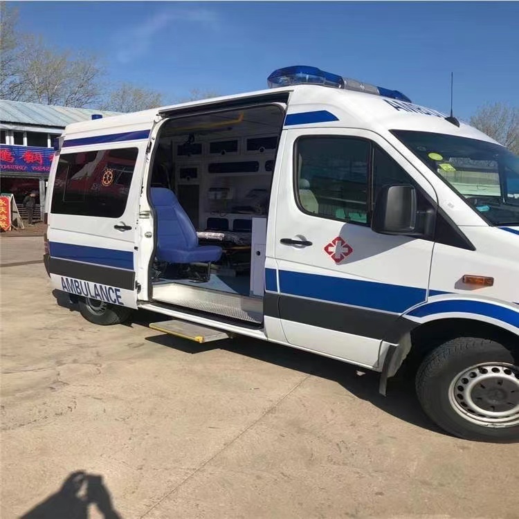 叠彩私人长途救护车出租转院回家