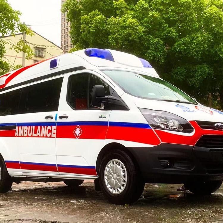 叠彩重症监护救护车出租护送返乡